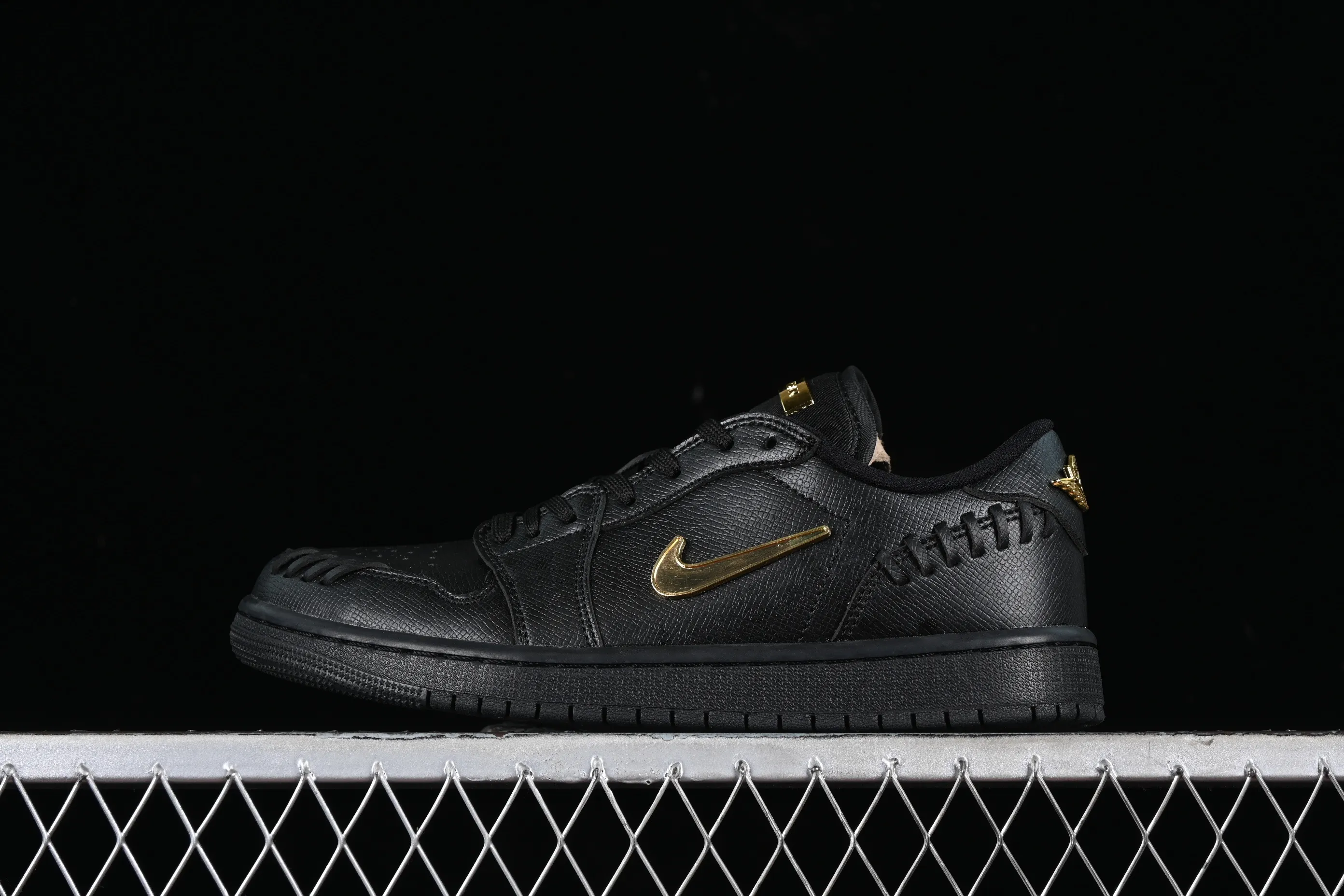 All categories Air Jordan Jordan series basketball shoes Air Jordan 1 Low Air Jordan 1 Low "Method of Make" AJ1 Joe 1 black low-top cultural and leisure sports sneakers FN5032-007